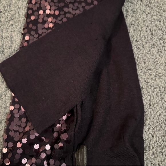 Eileen Fisher scarf with pailettes. Dark plum, 100% merino wool. - Picture 8 of 14